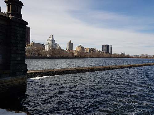 new york body of water building